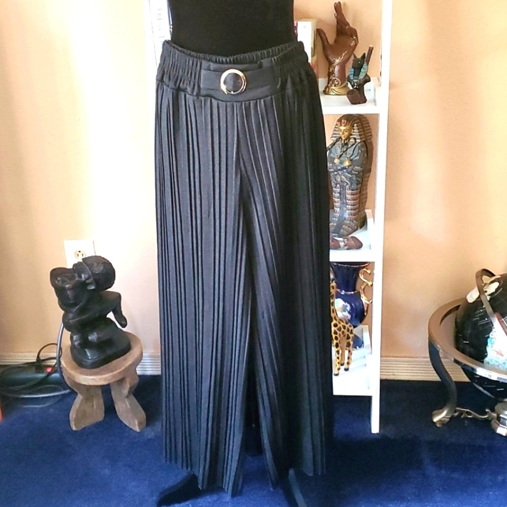 🌻Black Flare Pants